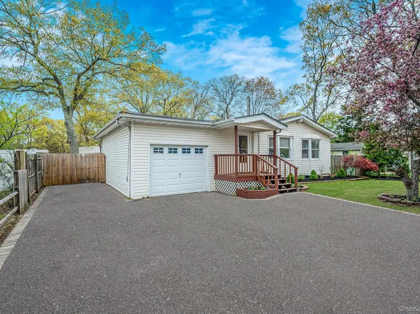 78 Division Street, Holtsville, NY 11742