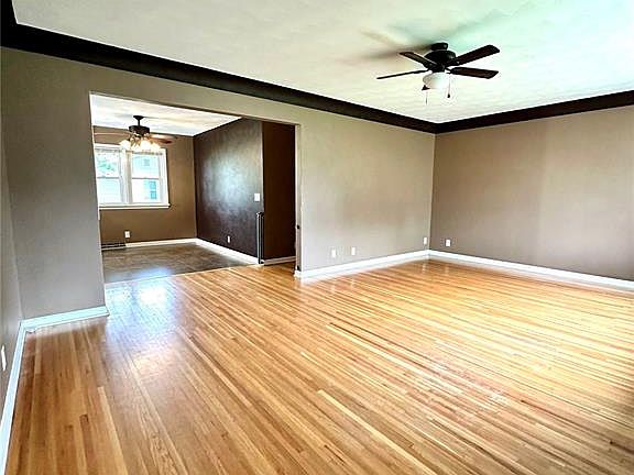 5th image of 804 S Apple Ave