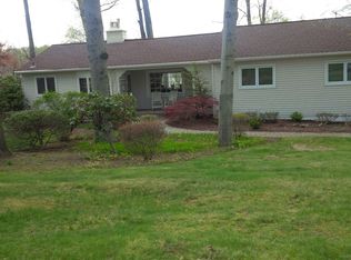 1 Dutch Ct, West Nyack, NY 10994