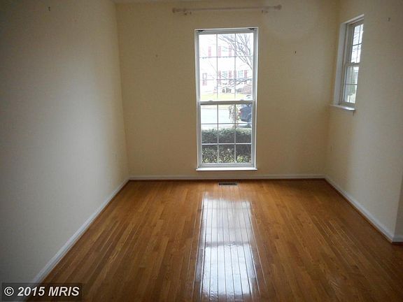 2nd image of 509 N St NE
