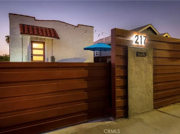217 W 94th St, Los Angeles, CA 90003