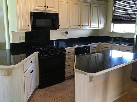 Granite countertops 