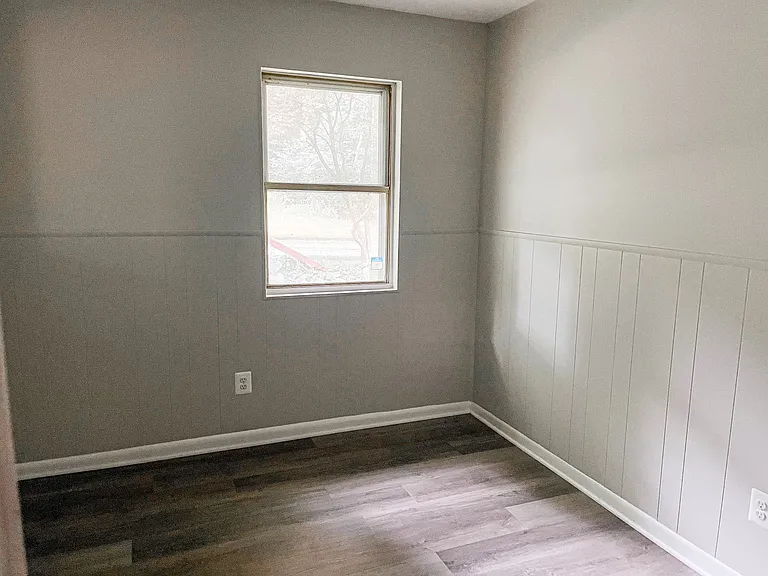 9395 Marcus Ln — Photo 10
