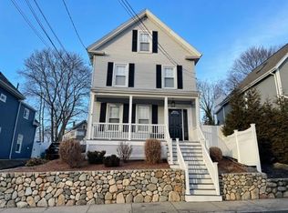 33 Bennett St #1, Wakefield, MA 01880