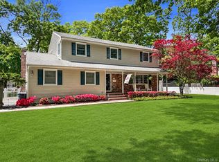 14 Hillside Avenue, Saint James, NY 11780