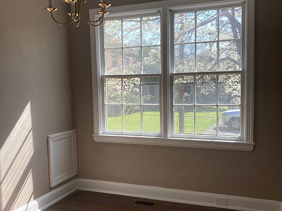 Separate dining room/home office