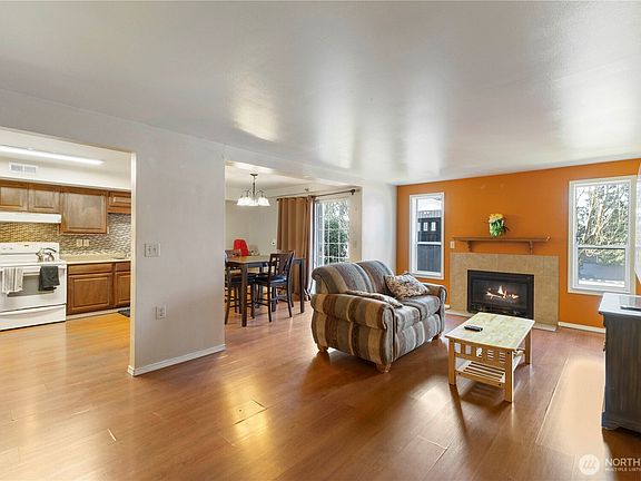 5th image of 3939 10th Street SE #D6