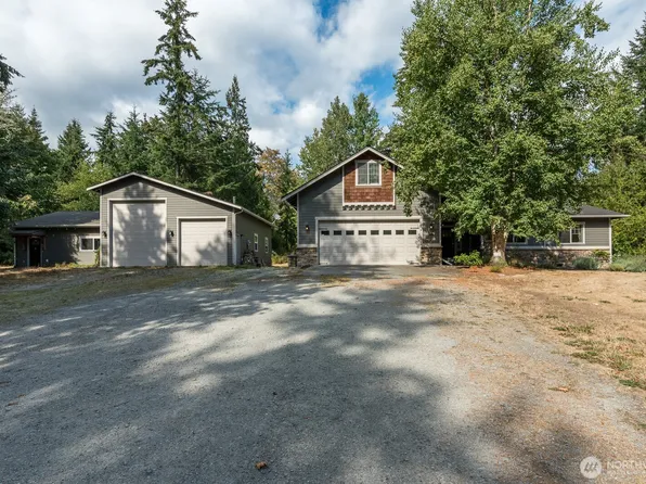 79 Adeline Lane, Camano Island, WA 98282