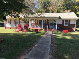 885 Morgan Rd, Eden, NC 27288