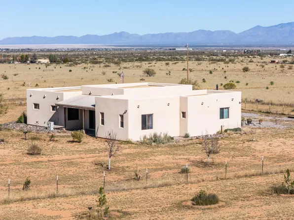 564 W Knox St, Pearce, AZ 85625