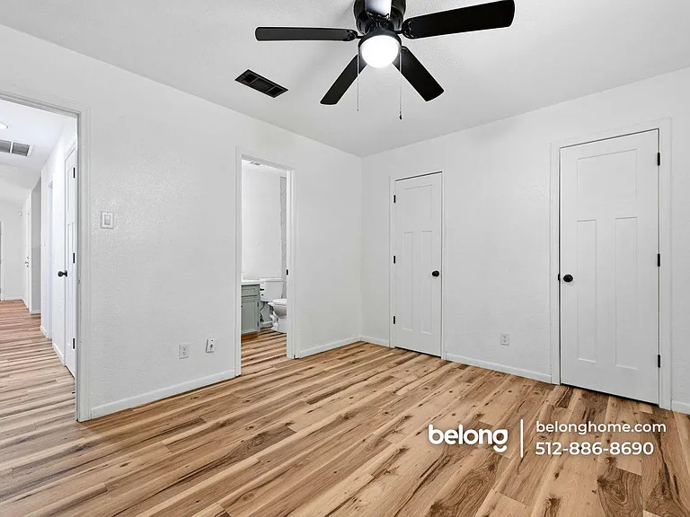 3103 Honeysuckle Cir #B — Photo 19