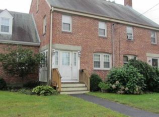 21-23 Cedar St, Newmarket, NH 03857