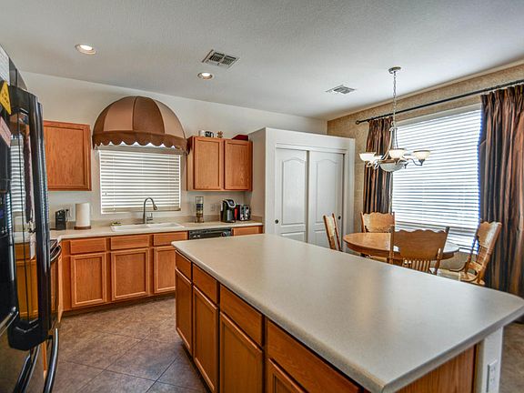 3rd image of 3785 E Stampede Dr