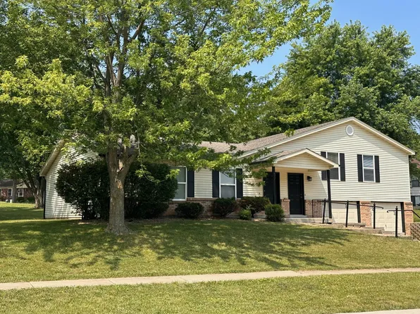 37 Joan Dr, Saint Peters, MO 63376