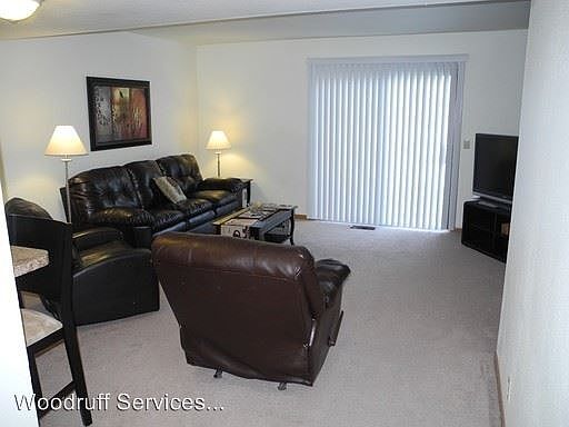 4th image of 600 E Campus Dr APT 2A
