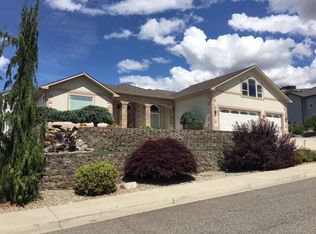 707 Briarwood Ter, East Wenatchee, WA 98802