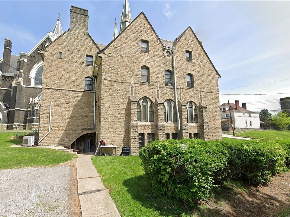 2nd image of 3 Saint John St