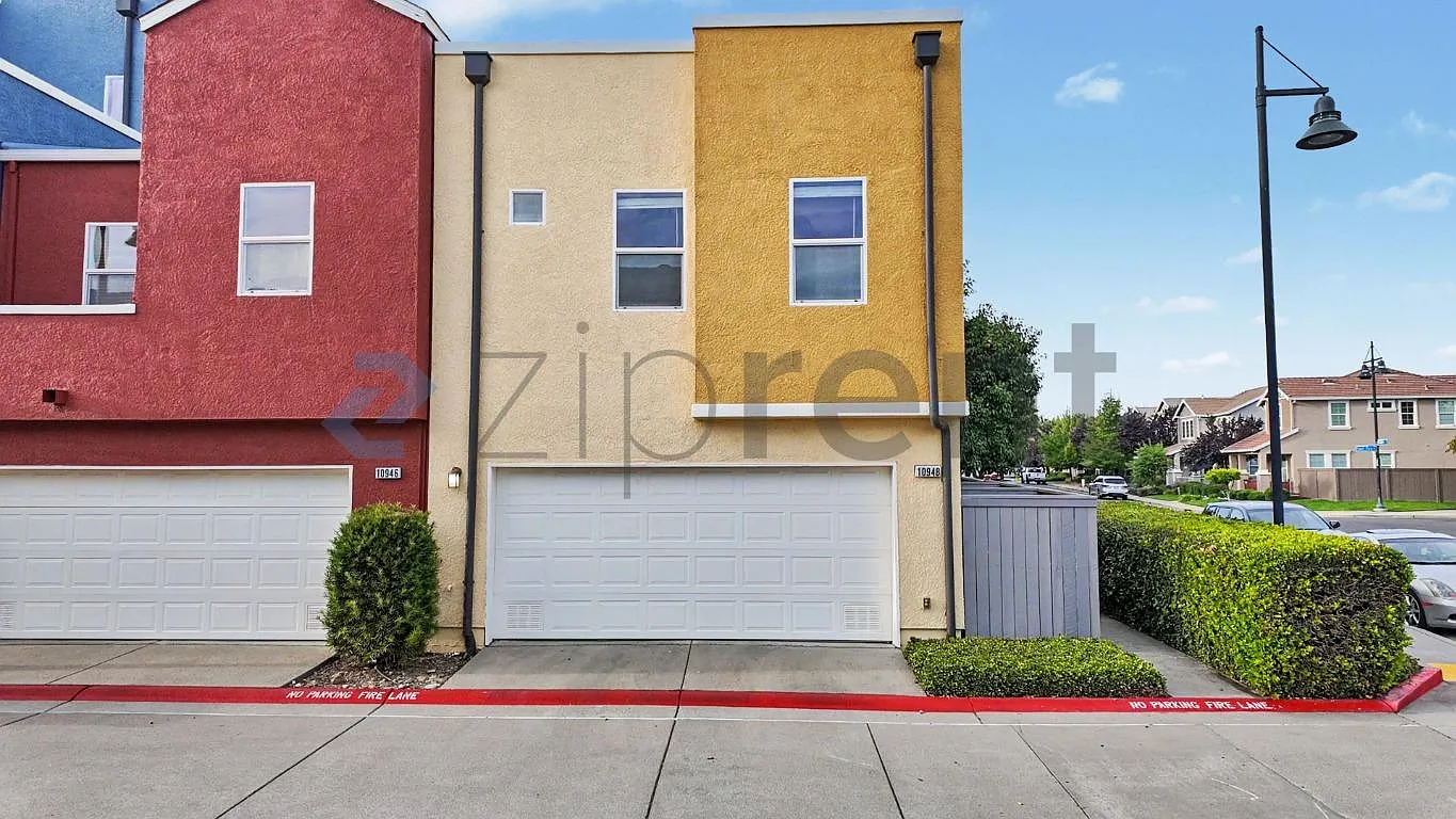 2 bed, 1311 sqft, $2,150 — Photo 4