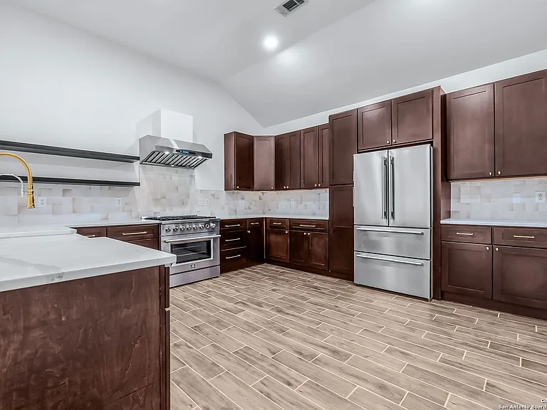 111 Westwood Way — Photo 13