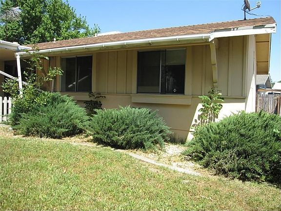 3rd image of 4213 Sloan Dr