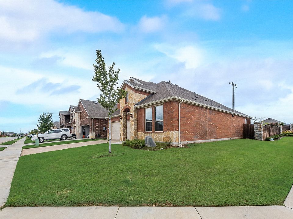 1st image of 3235 Brady Starr Dr