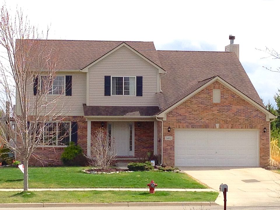 2nd image of 1482 Carston Ln