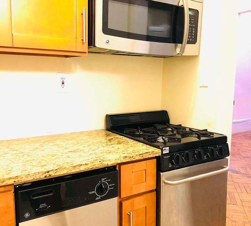 1st image of 249 W 76th St APT 3A