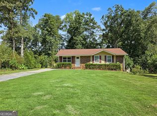 1898 Burfordi Dr SW, Marietta, GA 30008