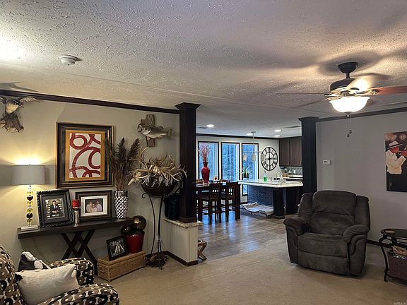 2nd image of 379 Dry Creek Ln