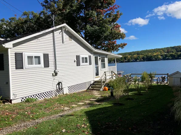 9370 Wixson Rd, Hammondsport, NY 14840