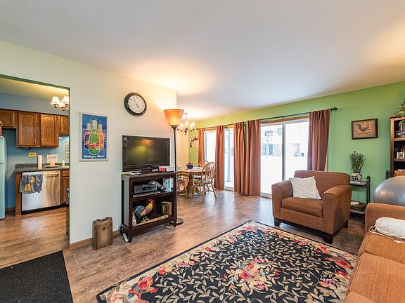 2nd image of 1317 Stratford Dr #1317