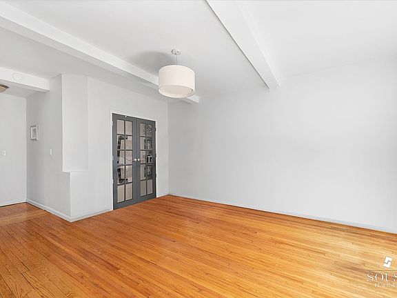 4th image of 161 W 16th St APT 5A