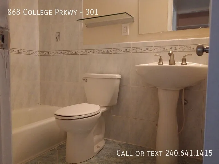 868 College Pkwy #301 — Photo 14