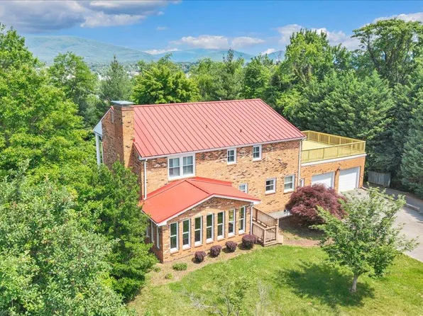 1700 Home Cir, Salem, VA 24153