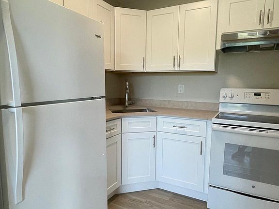 4th image of 3549 Montante Blvd