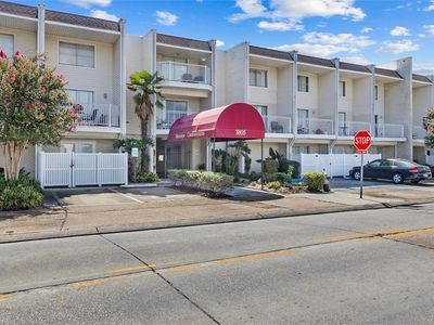 3805 Houma Blvd UNIT B201, Metairie, LA, 70006