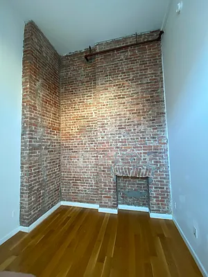 Rented by MySpaceNYC | media 4