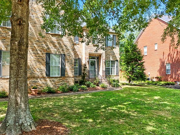4th image of 704 Trace Glen Ct