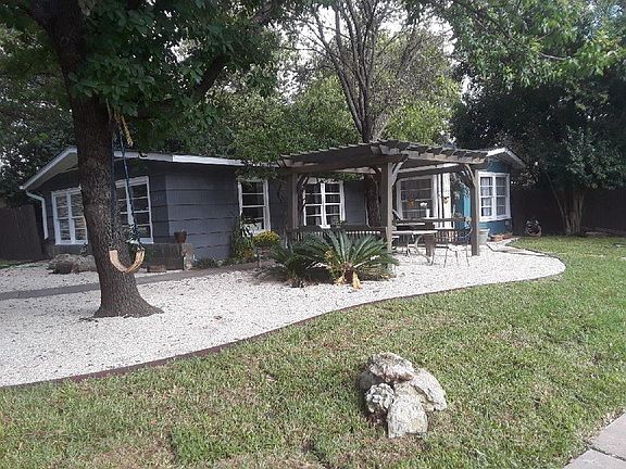 5th image of 2800 W 50th St