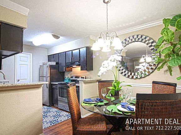 4th image of 1907 Lakeside Dr #2807