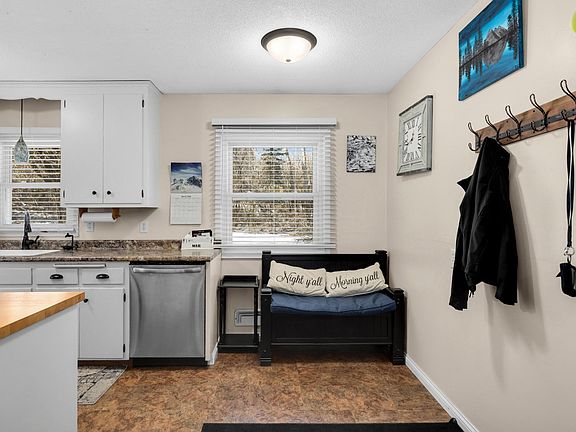 5th image of 18775 Pilot Knob Rd