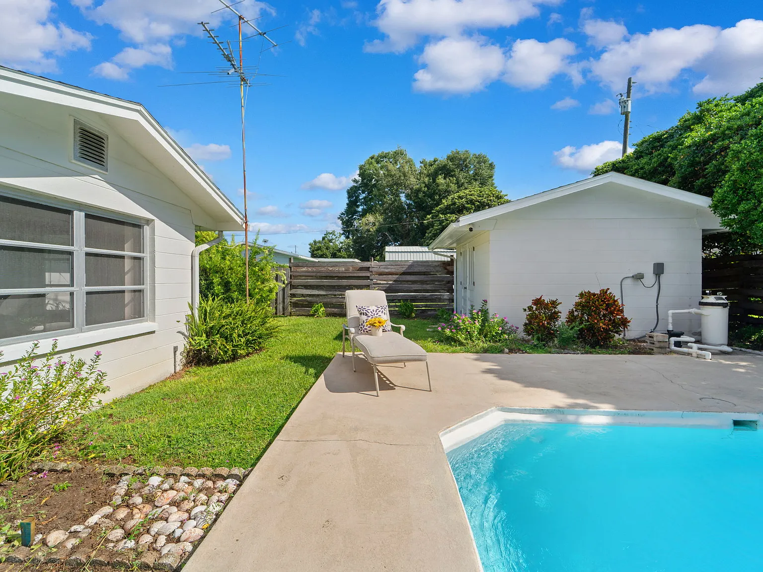 2 bed, $2,950 — Photo 3