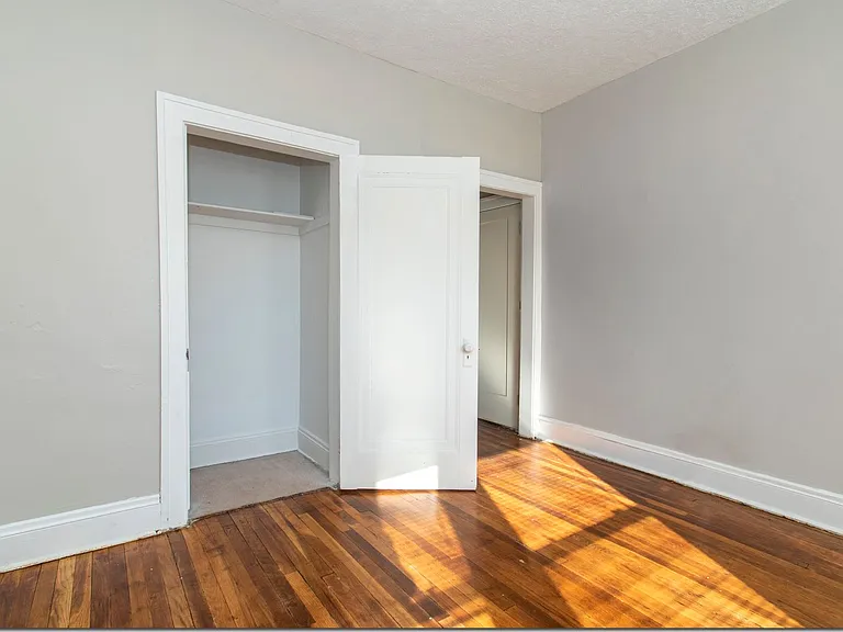 17001 Madison Ave — Photo 8