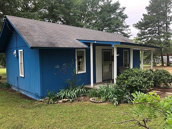 2nd image of 1163 County Road 1226