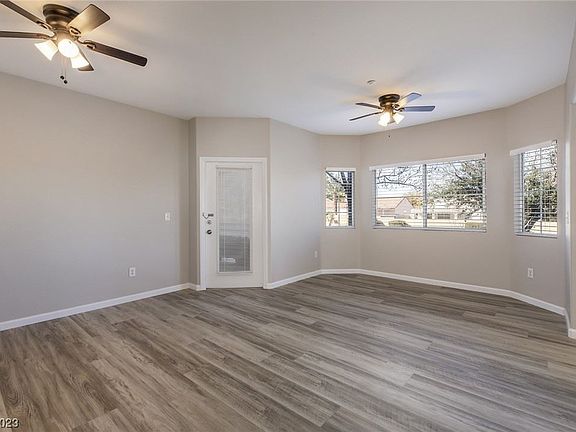 5th image of 833 Aspen Peak Loop Unit 1415