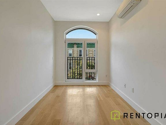 3rd image of 54 Troutman St #2M