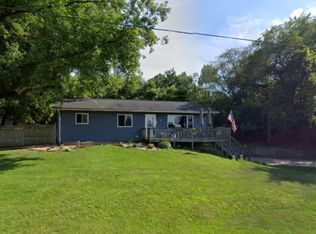695 Jacobas Rd, Edgerton, WI 53534