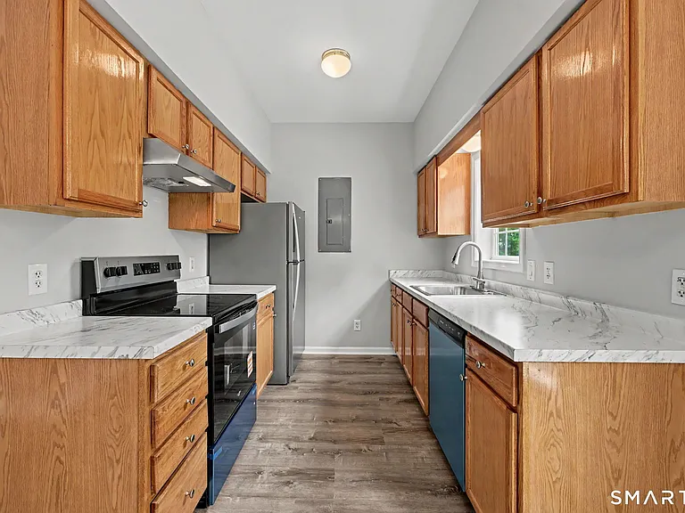 169 S Main St #D — Photo 11