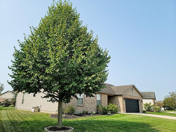 2nd image of 2614 Huntington Dr