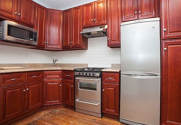 5th image of 134 Jefferson St #1A